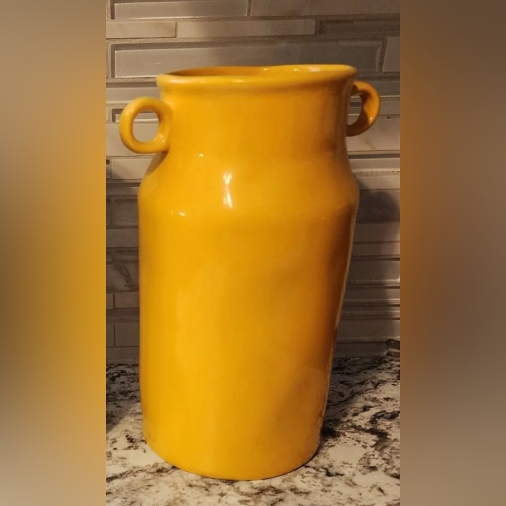NEW Rae Dunn Meadows Vase Pitcher - Picture 2 of 3